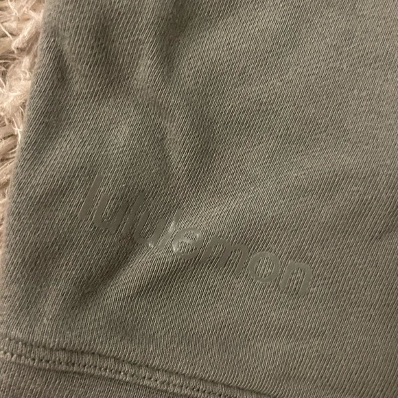 Lululemon Women’s Perfectly Oversized Crew Khaki Green - Picture 3 of 3